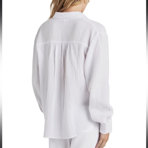 Splendid Point Collar Long Sleeve Button Front Shirt NWT - Picture 8 of 12